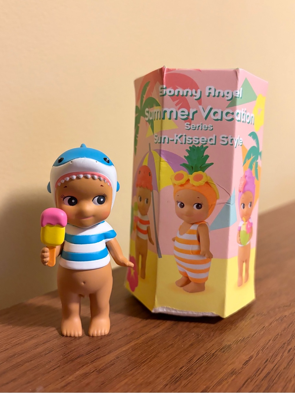 Sonny Angel Summer Vacation - Shark